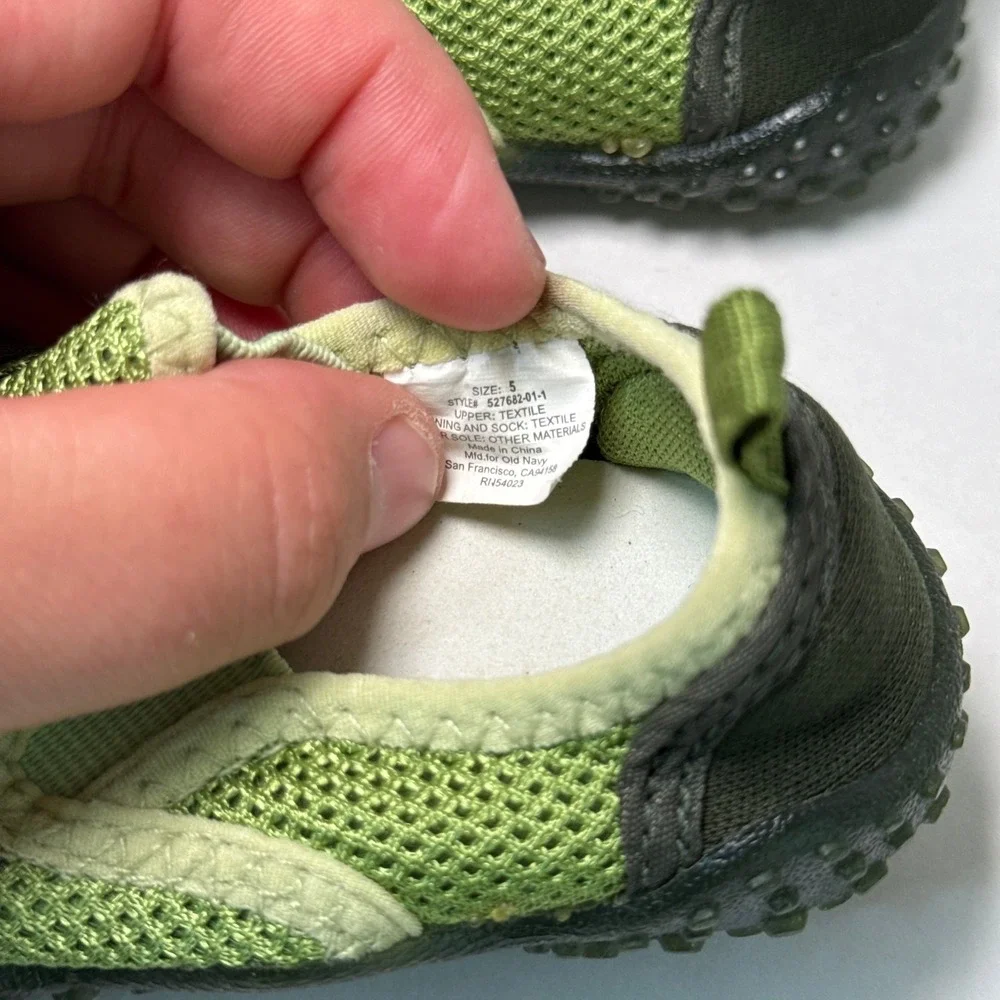 Old Navy Toddler Green Mesh Slip On Water Shoes Size 5